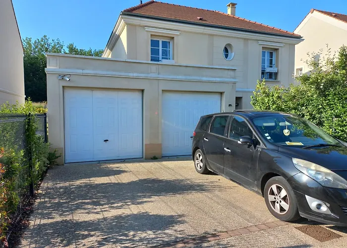 Luminary Night Montévrain